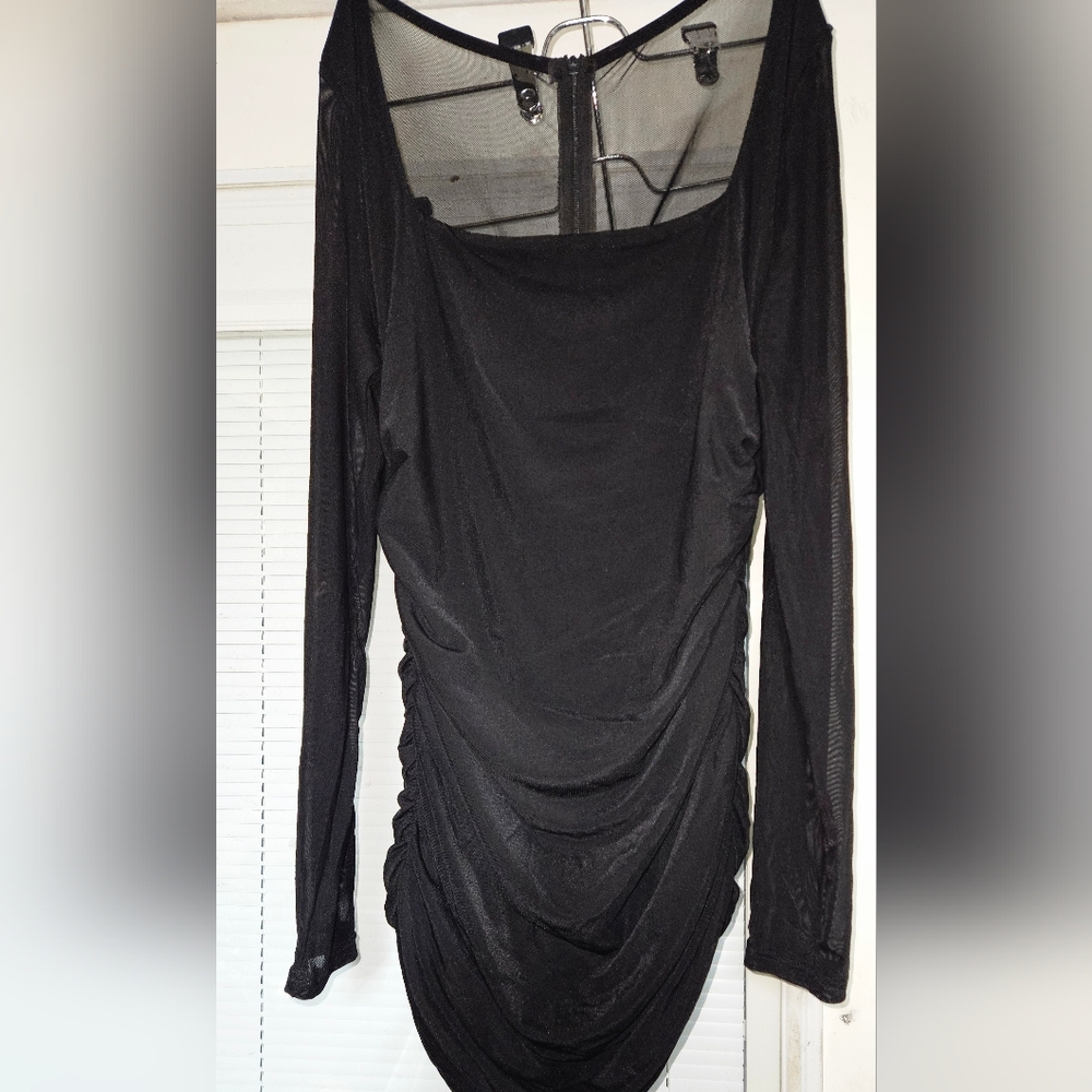 Long Sleeve Mini Bodycon Dress - Picture 6 of 10